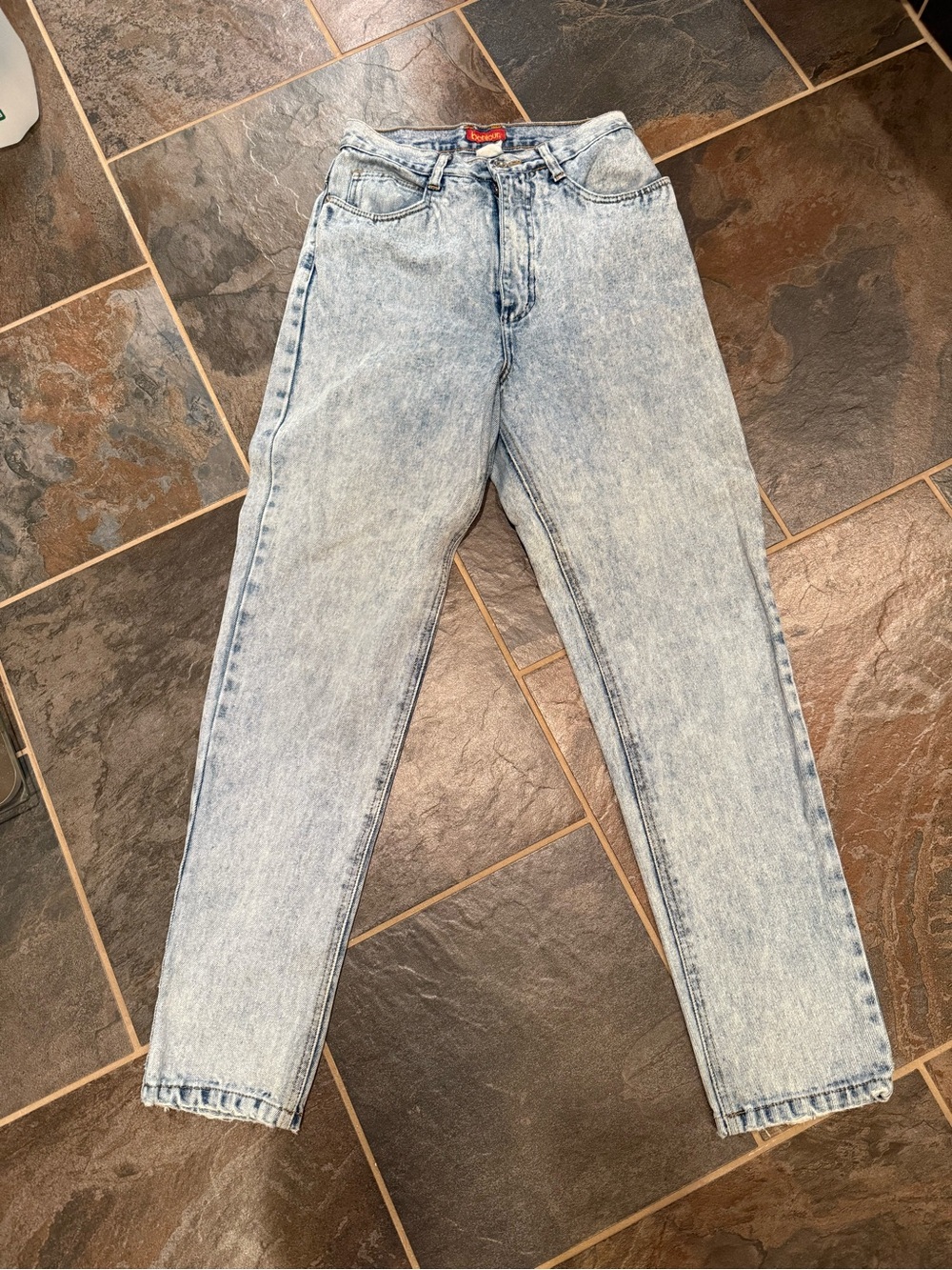 1980’s Vintage Bonjour Light Acid-Wash Straight Leg Women’s Jeans